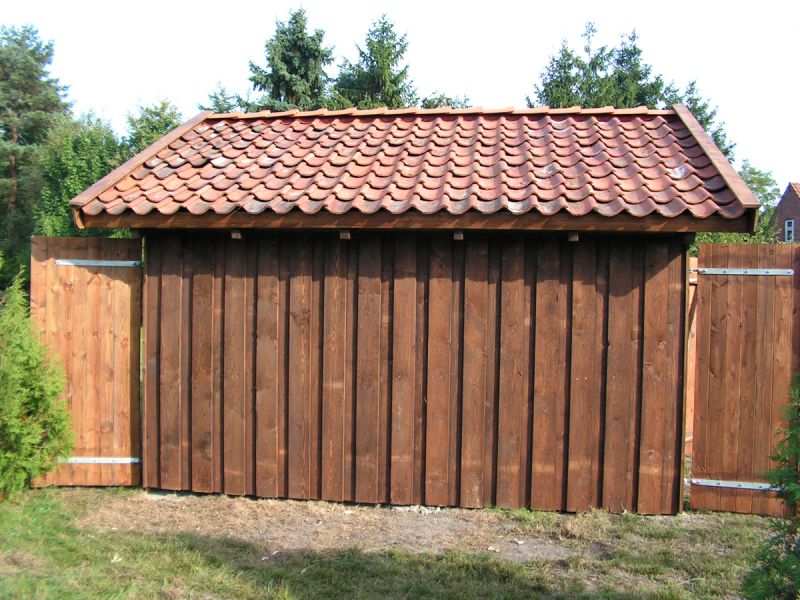 Gerätehaus geschlossene Seitenansicht